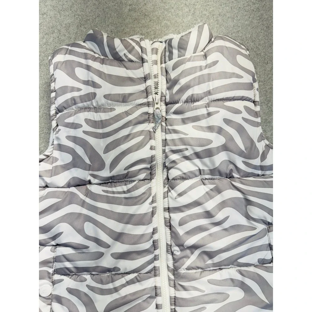 Carter's Puffer Vest Kids Size 6 Gray White Zebra Print Sherpa Lined Zip Up‎